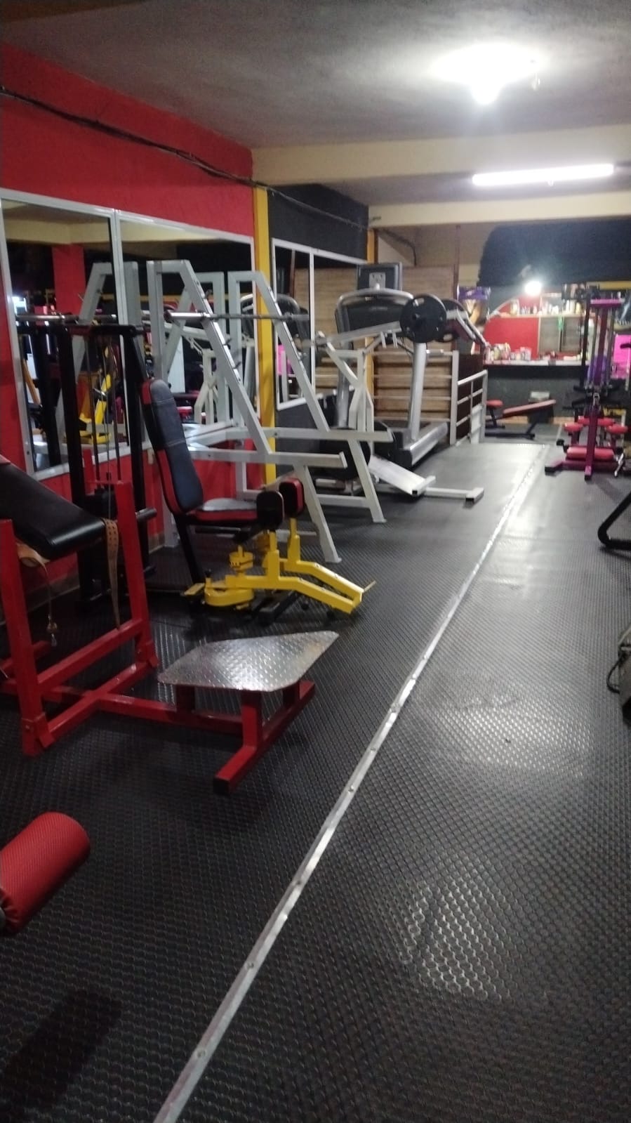 Fotografía del gimnasio 2